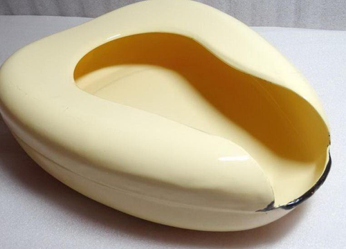 Судно подкладное эмалированное