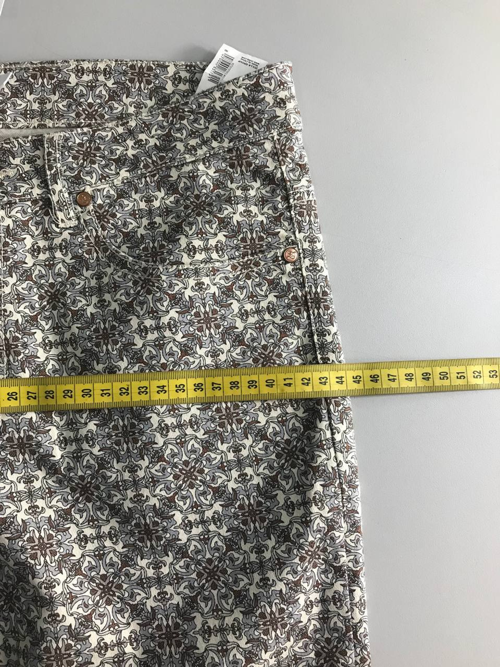 Джинсы Zolla с красивым принтом, маркировка М, визуально 46 размер