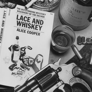 Alice Cooper / Lace And Whiskey (Coloured Vinyl)(LP)