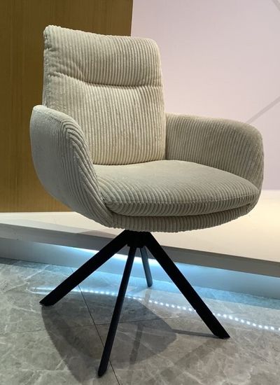 Стул DAREM Белый вельвет Davis lincoln-03n / черный каркас