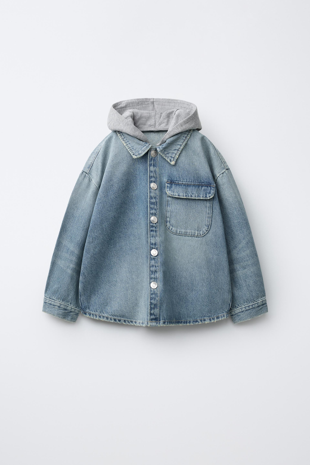 ZARA ДЖИНСОВАЯ КУРТКА-РУБАШКА СО СЪЕМНЫМ КАПЮШОНОМ, ВЫЦВЕТШИЙ СИНИЙ