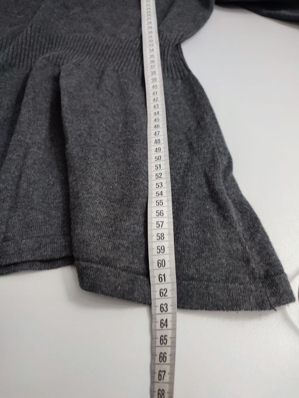 Джемпер интересный 46 размер