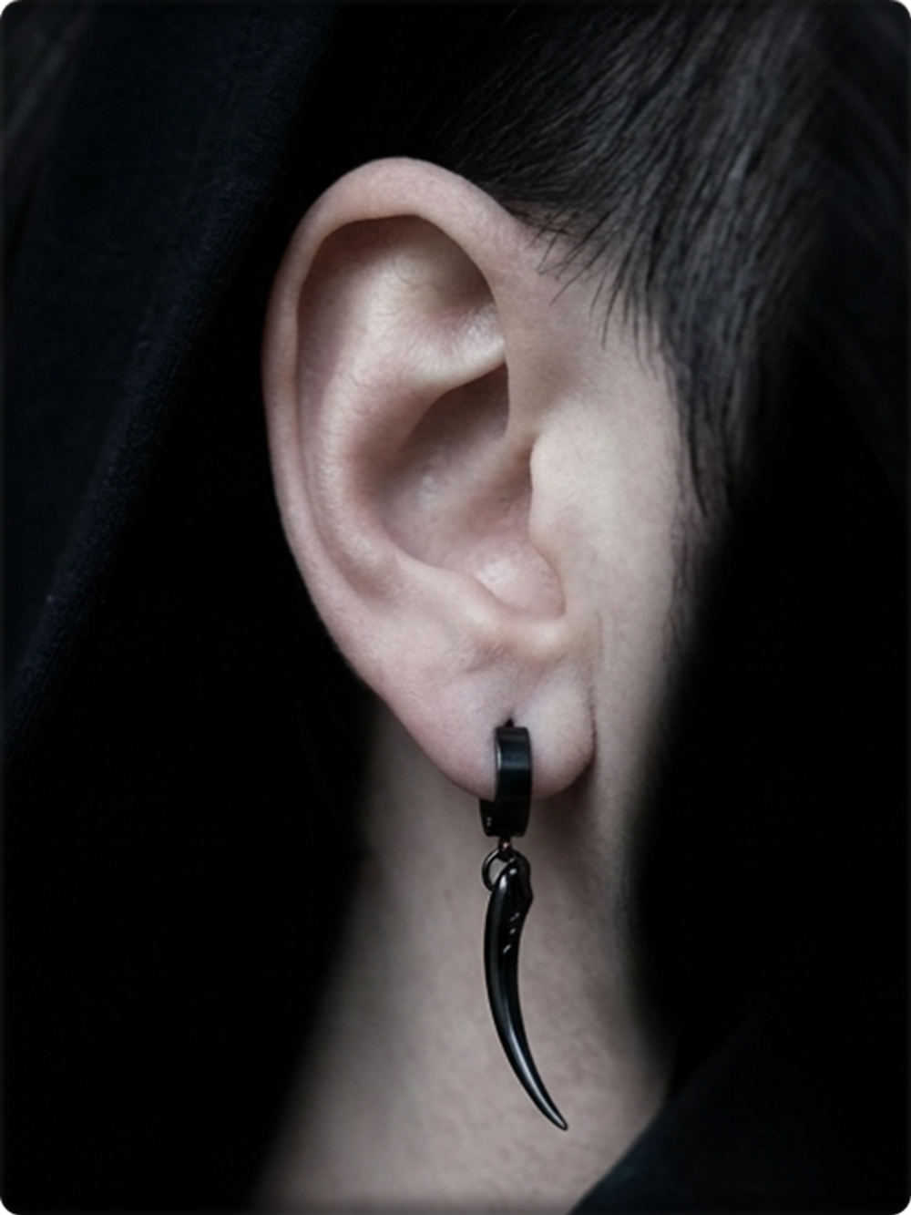 Серьга "Клык" для пирсинга уха стль 316L.