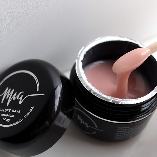 База камуфлирующая Delux champagne Mia 15 мл