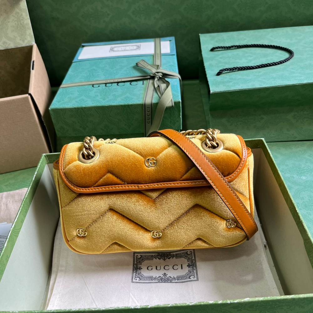 Gucci Marmont 22 cm