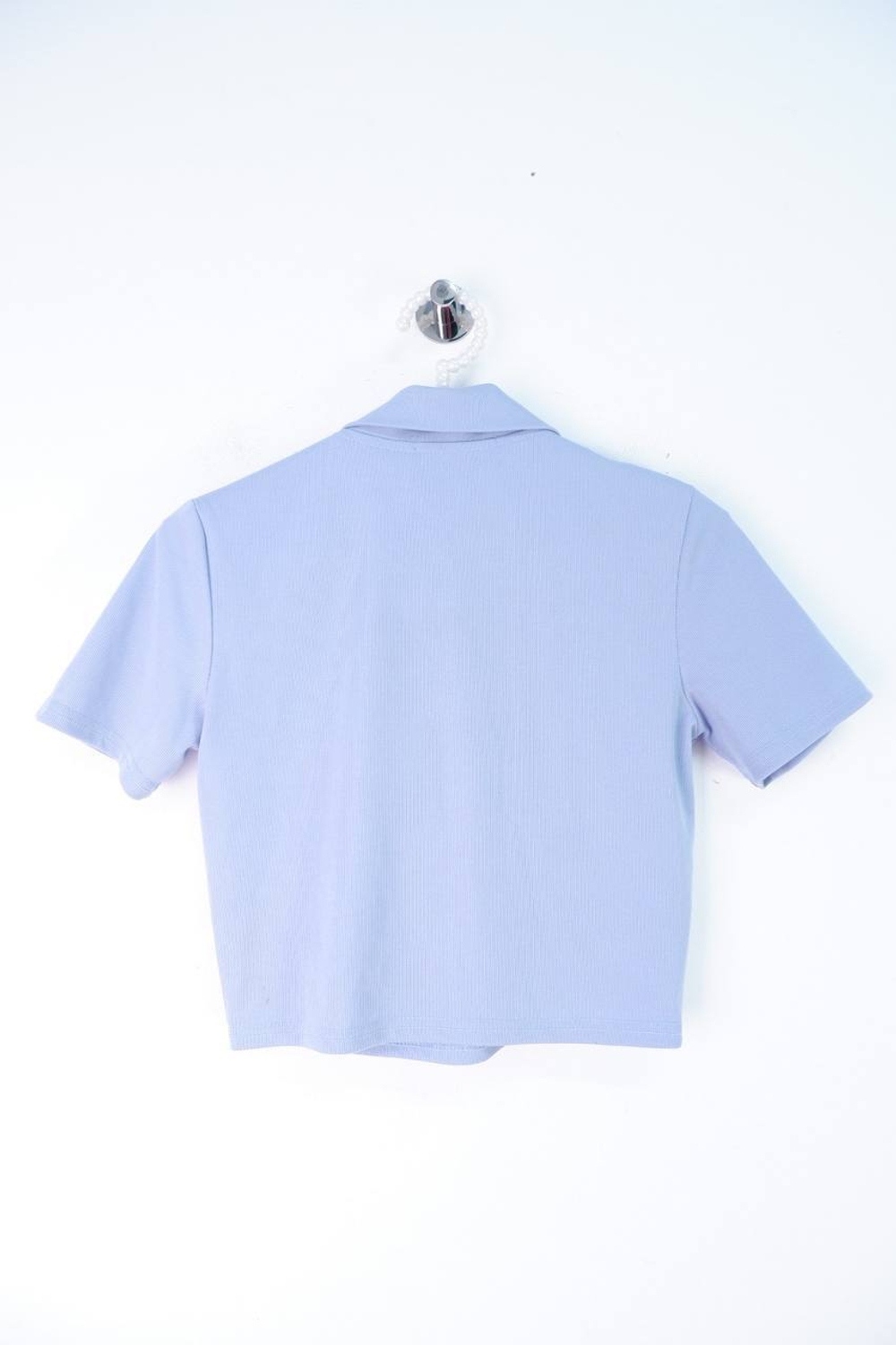 Футболка укороченная, визуально на 44 размер