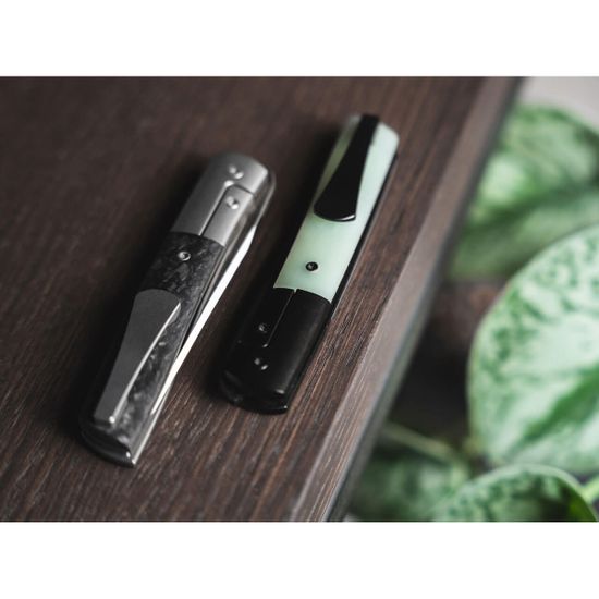 Складной нож Boker 01BO613 Urban Trapper Premium CF c клинком из стали Böhler M390 Microclean®, рукоять титан / карбон