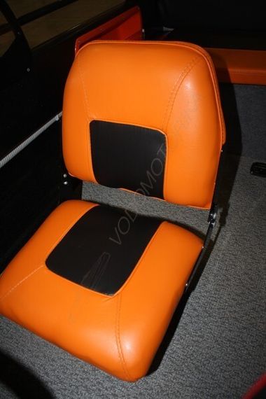 Катер Berkut S-TwinConsole