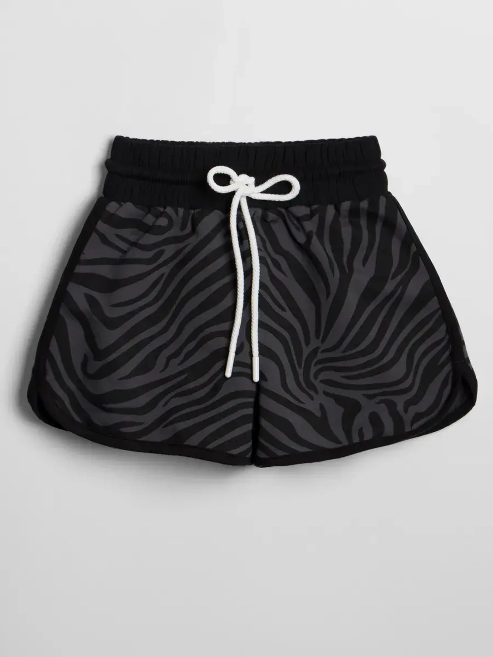 Костюм для девочки спортивный с шортами