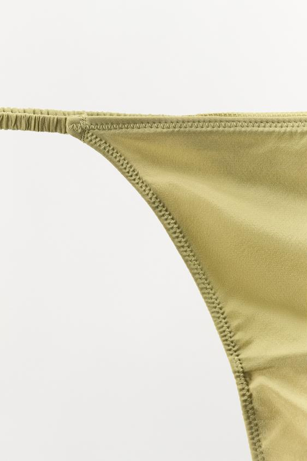 ZARA ТРУСЫ-ТАНГА ИЗ ШЕЛКА, СВЕТЛО-ЗЕЛЕНЫЙ