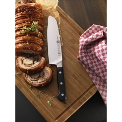 Zwilling Нож Pro 18 см Santoku