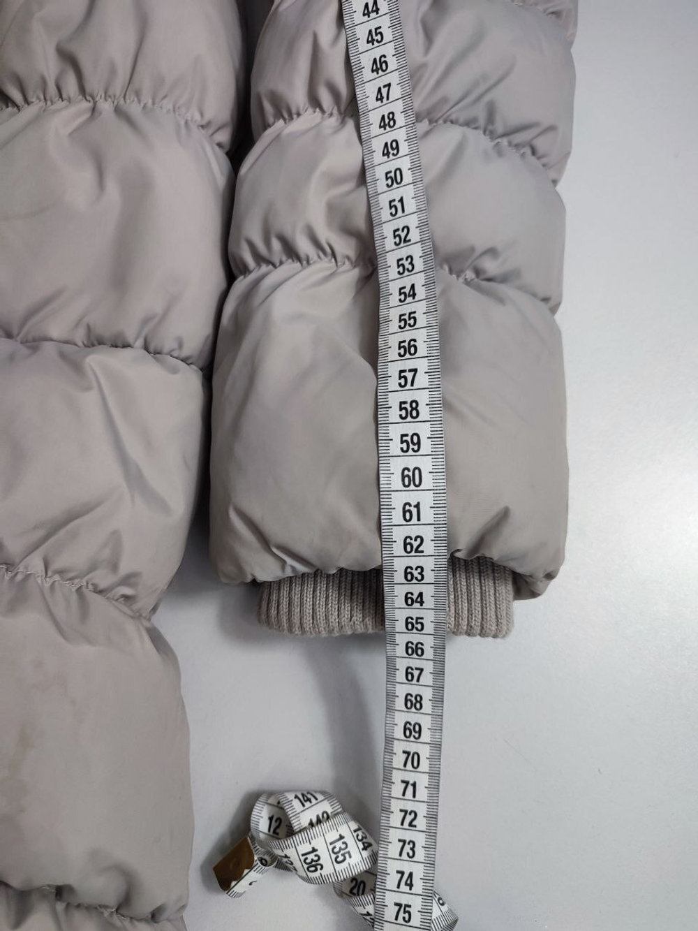 Куртка Stradivarius светлая 46 размер