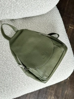 Женский городской рюкзак из натуральной кожи цвет оливковый