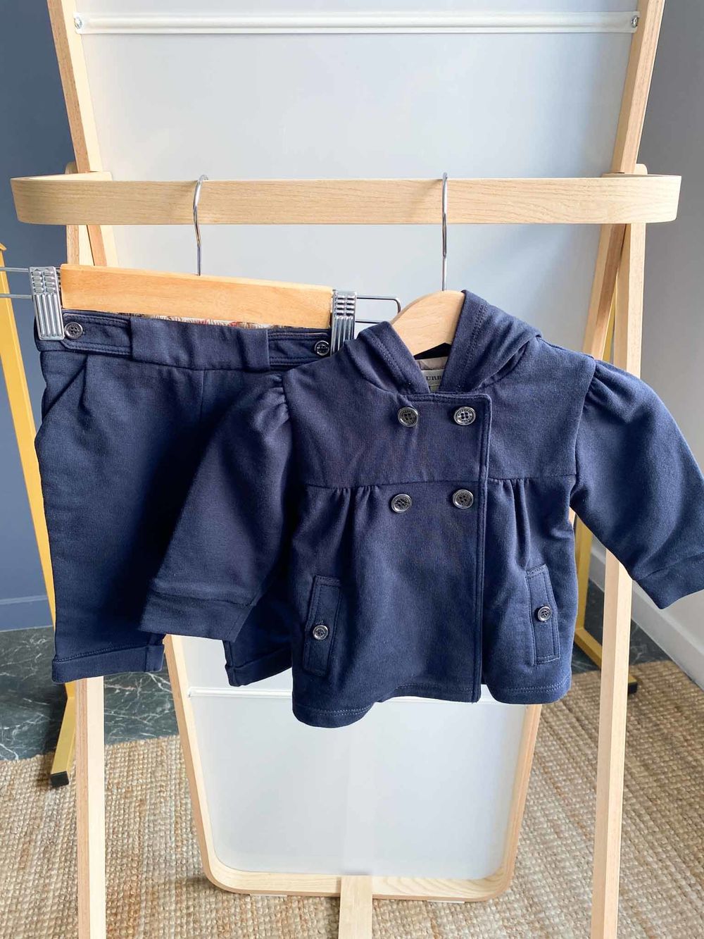 Костюм Burberry, 68