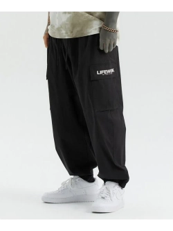 Брюки-джоггеры в стиле карго