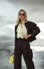 Костюм-тройка из хлопка с брюками с защипами