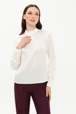 23357 Блузка женская (молочный)