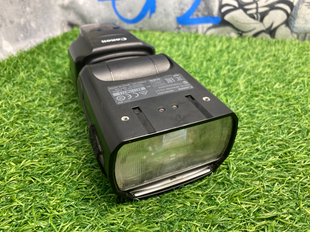 Canon Speedlite 600EX-RT