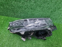 Фара левая Toyota Rav 4 CA40 (2015-2019) LED