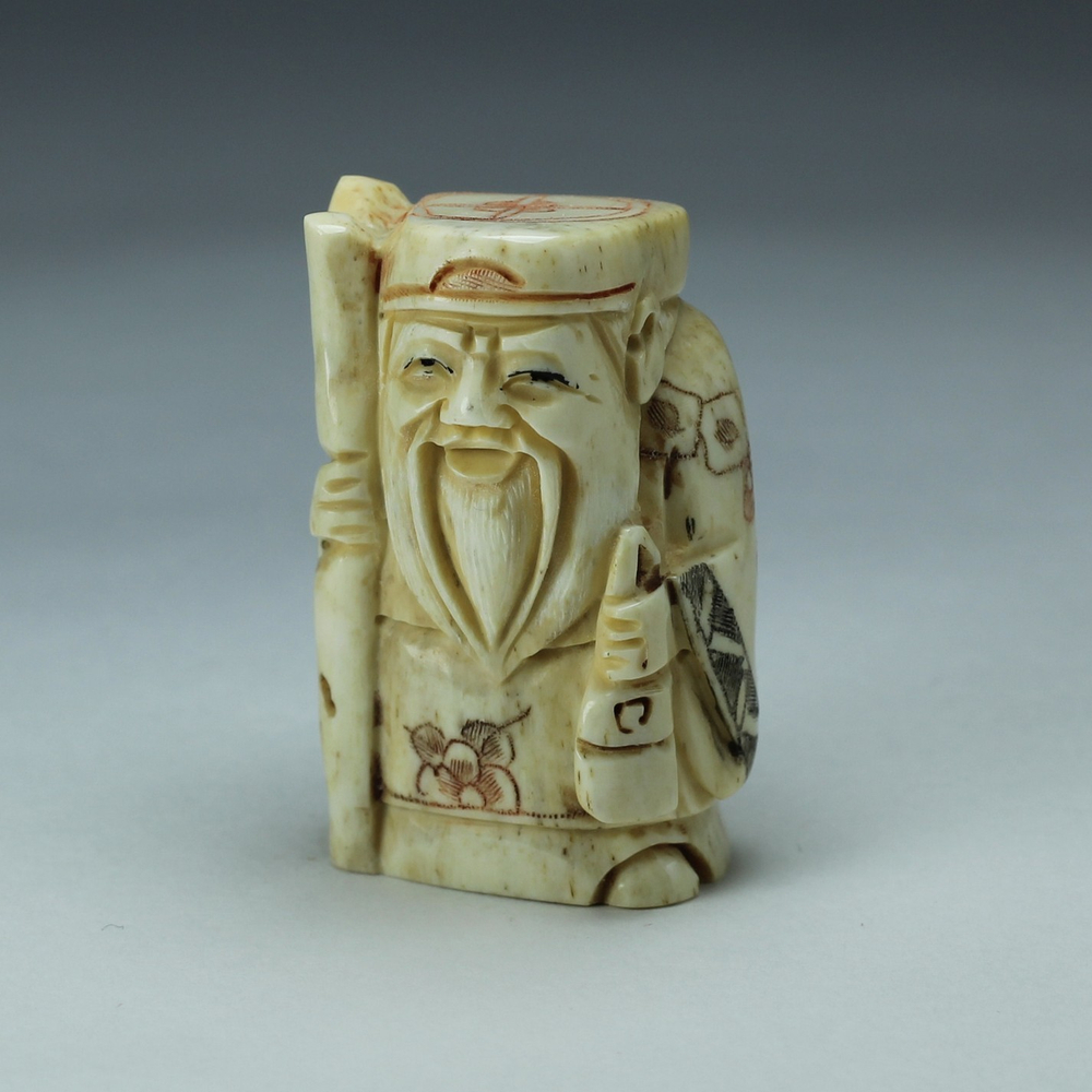 Нэцкэ Дзюродзин с посохом и мешочком денег