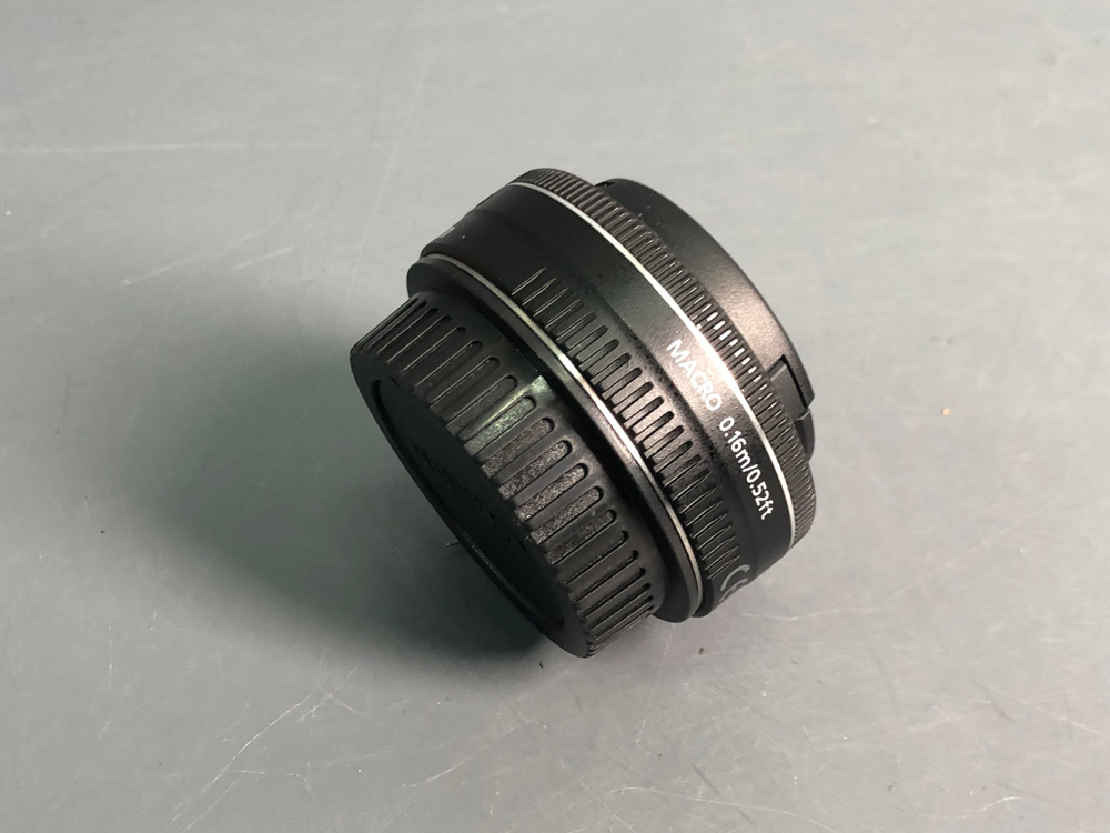 Canon EF-S 24mm 2.8 STM