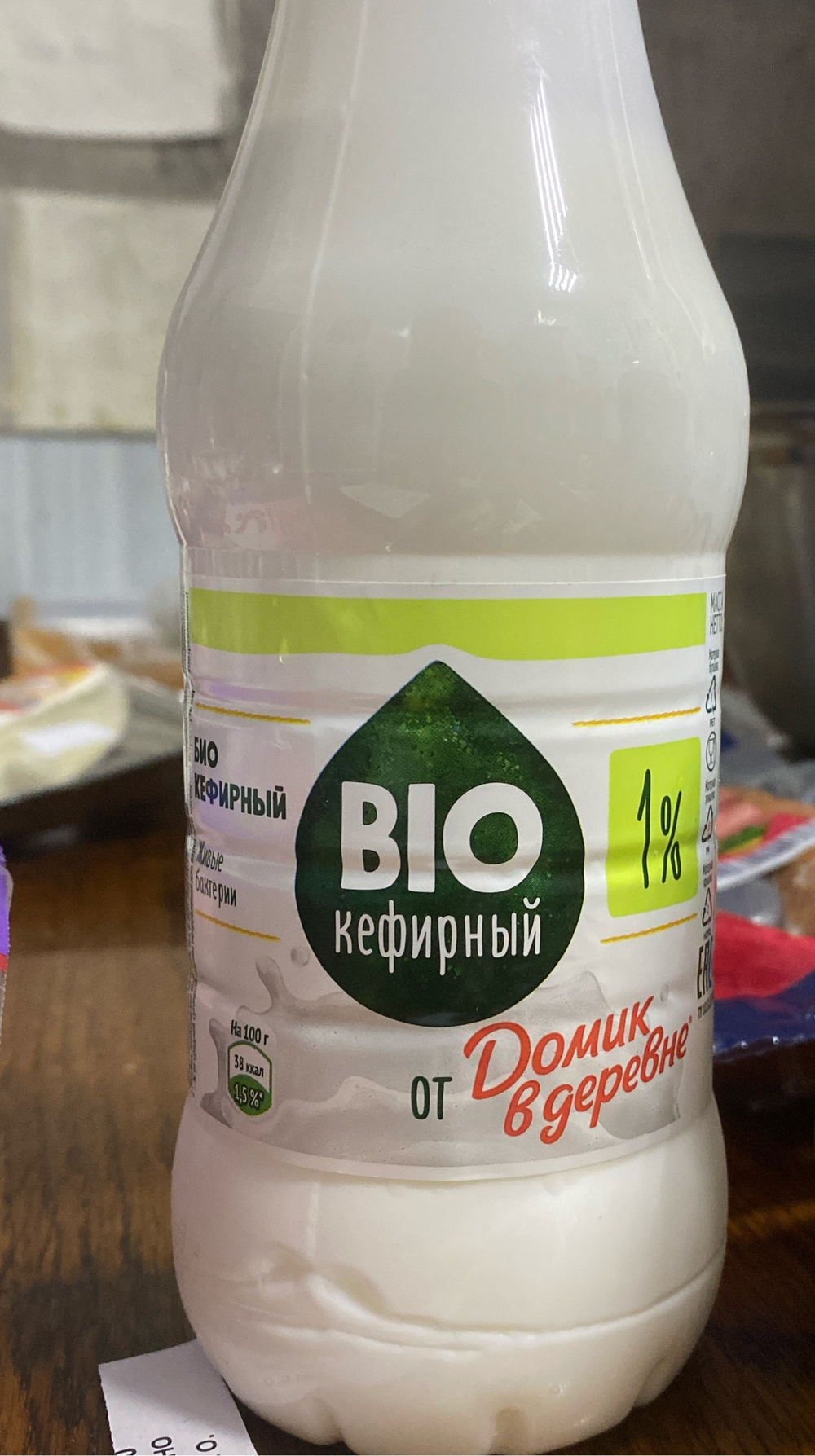 Продукт биокефирный домик в деревне 450г