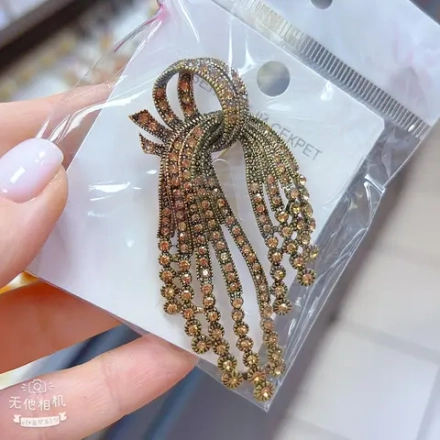 Броши Jewelry - арт354