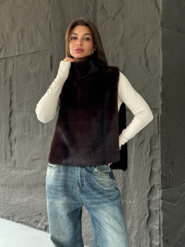 Темно-коричневая манишка из эко-меха