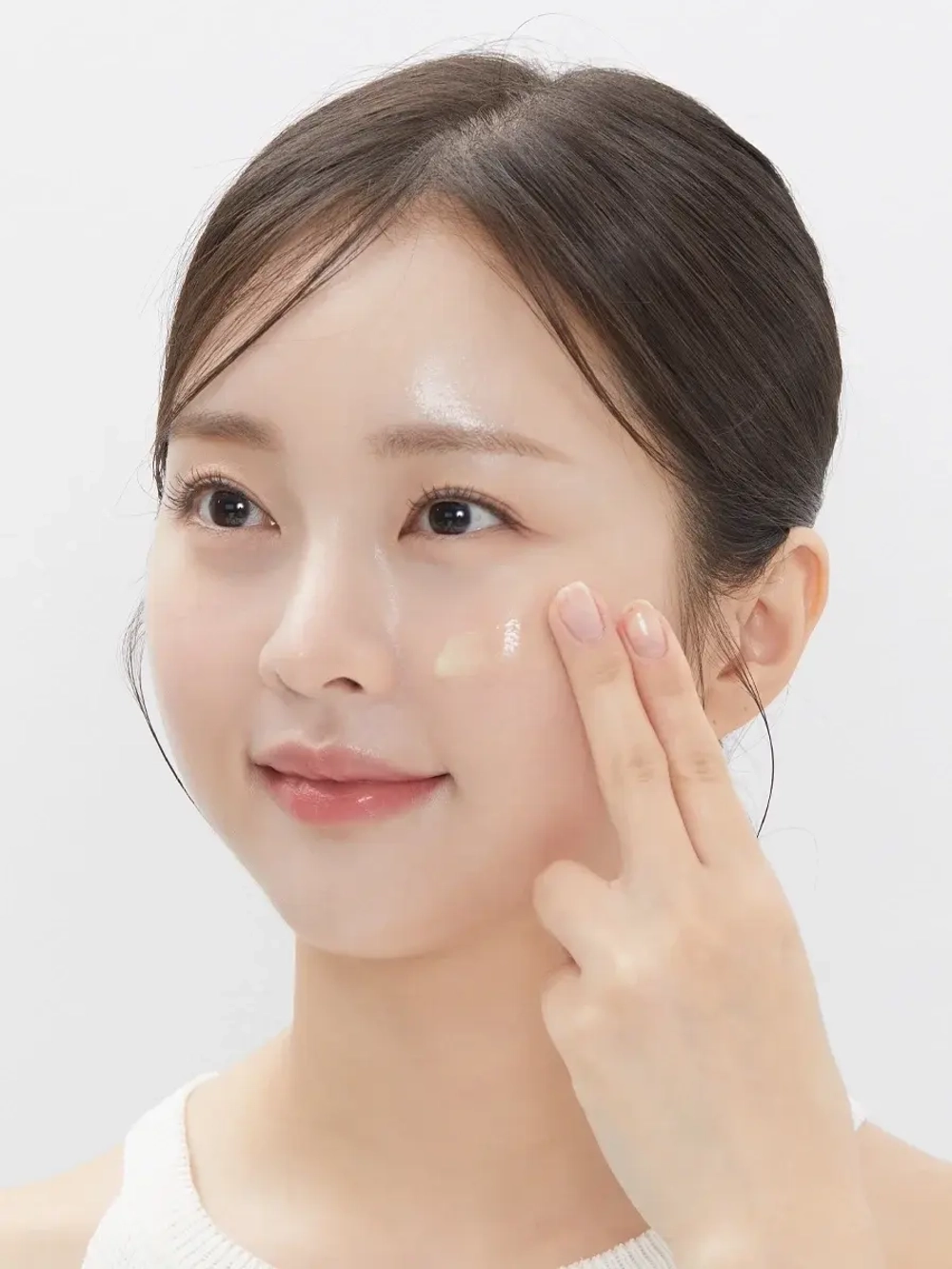 VT Cosmetics Бустер-сыворотка с микроиглами и ретинолом Reti-A Reedle Shot 300 50 мл