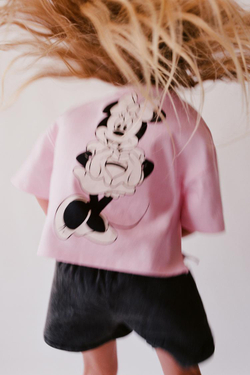 ZARA КОМПЛЕКТ ИЗ ФУТБОЛКИ И ШОРТОВ-БЕРМУДОВ С ПРИНТОМ MINNIE MOUSE © DISNEY, АНТРАЦИТОВО-СЕРЫЙ