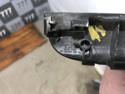 Фиксатор панели багажного отсека Kia Ceed 3 (CD) 18-нв Б/У Оригинал 81752j7200