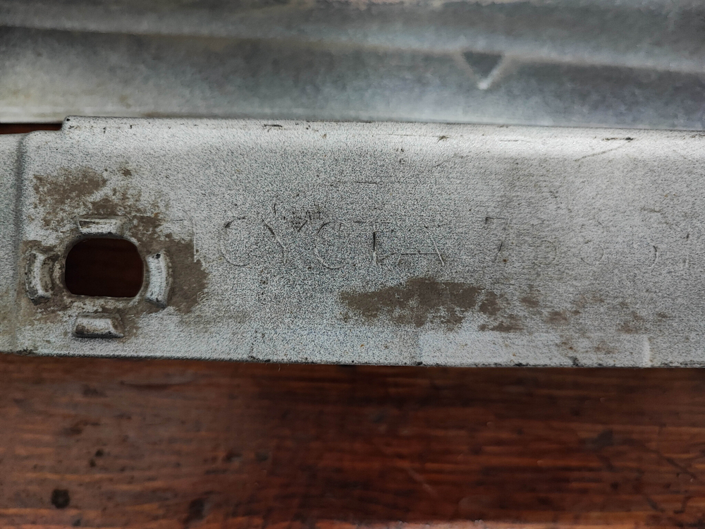 Накладка порога правого Toyota Camry (XV50) 14-18 Б/У Оригинал 7585133913