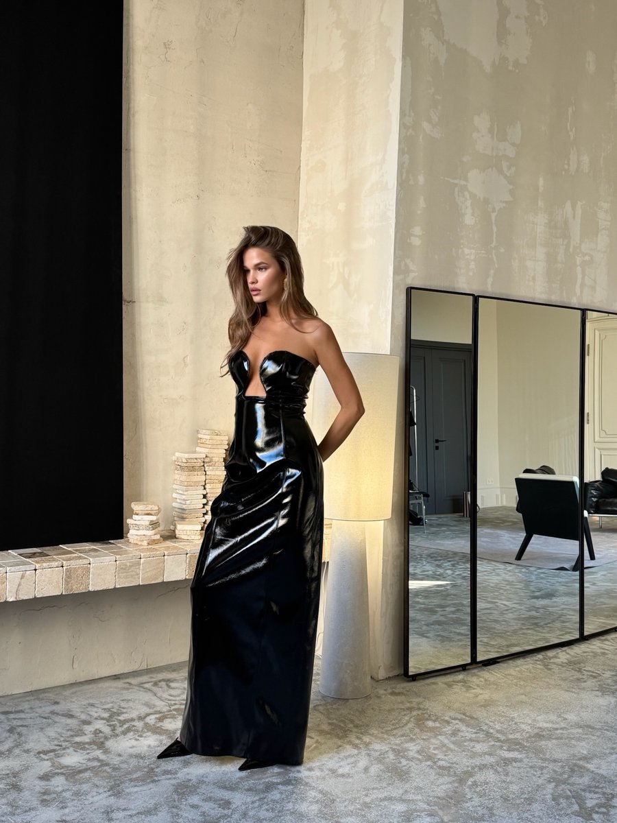 Платье макси с металлической вставкой, Черное