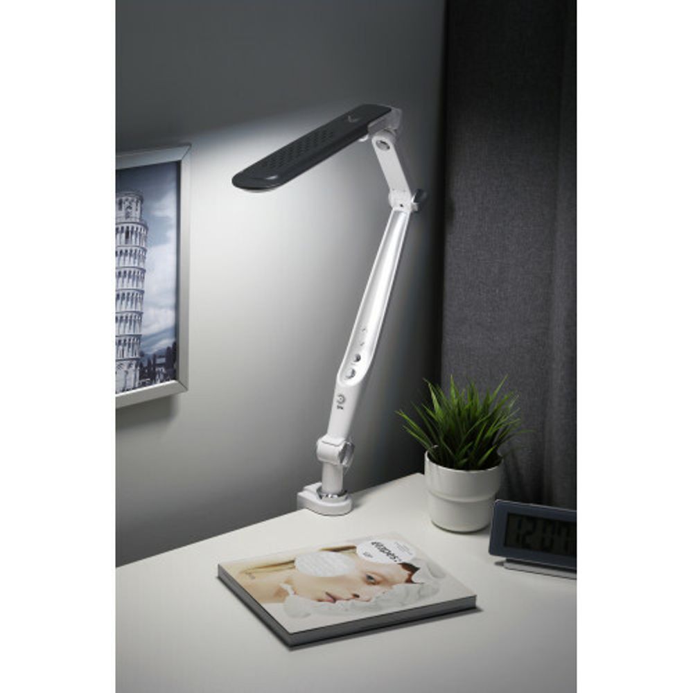 Настольный светильник ЭРА NLED-496-12W-S светодиодный на струбцине серебро