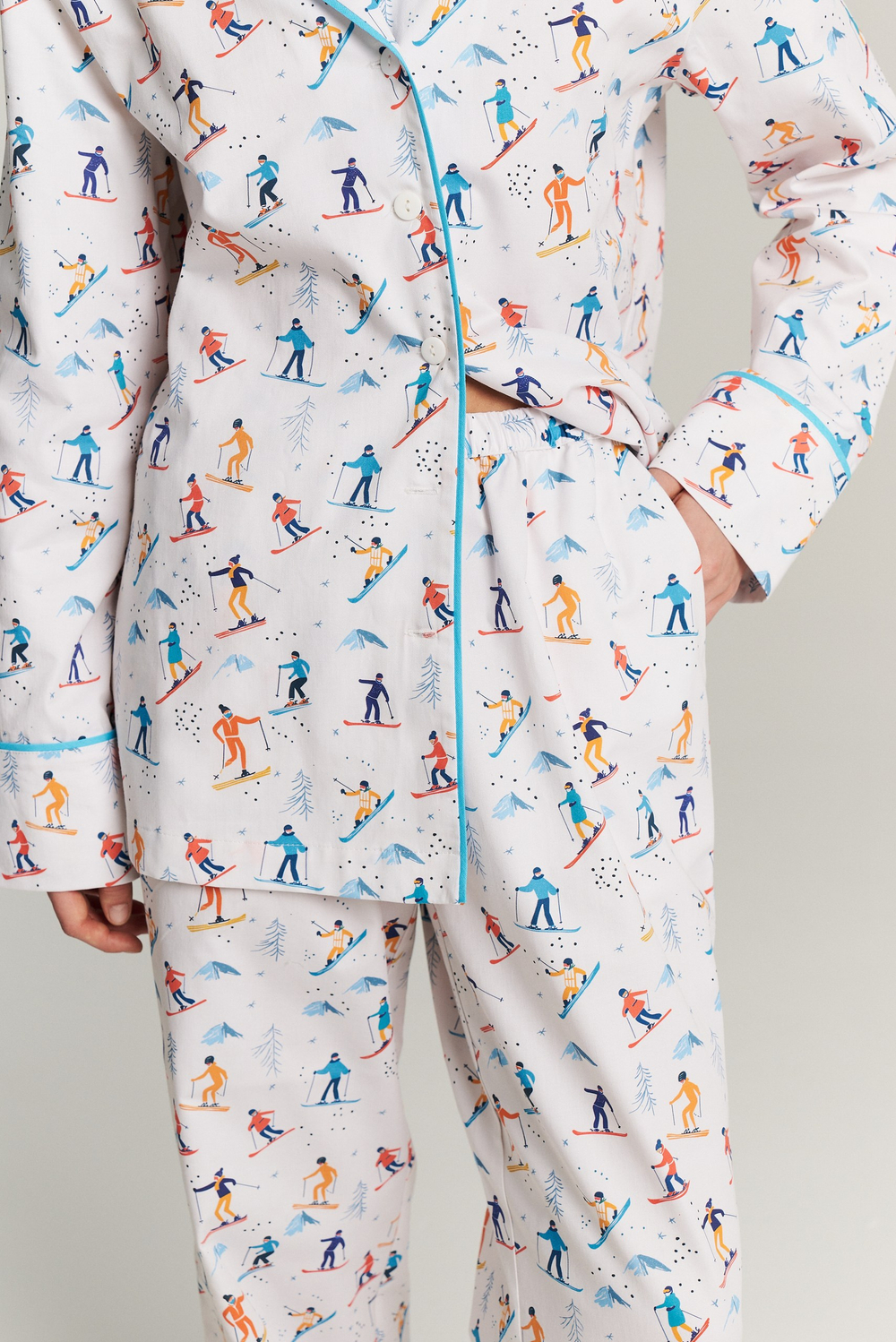 Костюм двойка из сатина с лыжниками - размер S-M