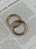 Карабин-кольцо золотистое