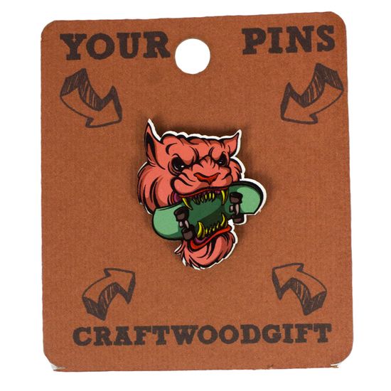 Деревянный значок. Скейт