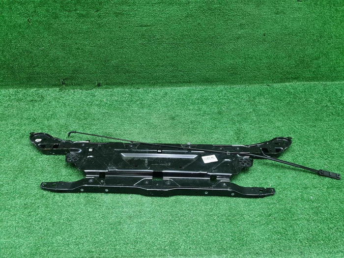 Телевизор верхняя часть BMW 3er G20 (2018-н.в.)