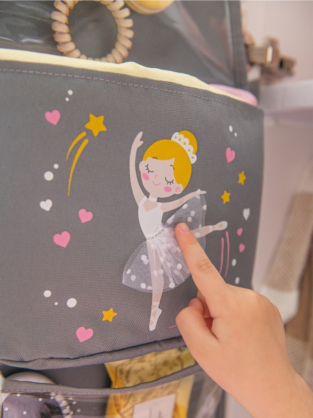 Кармашки для детского сада, на липучке. Балерина с объёмной юбкой