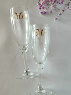 Свадебные бокалы  для молодоженов Mr. Mrs.