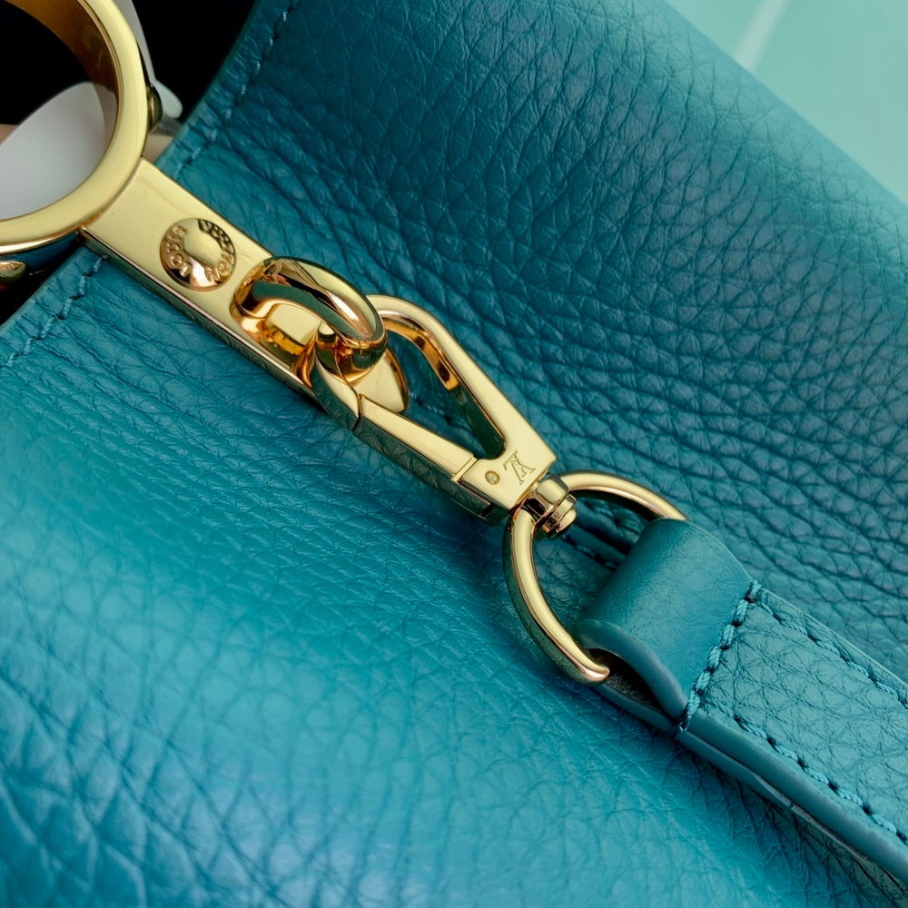 Louis Vuitton Capucines Mini