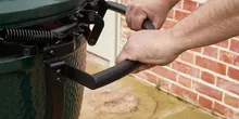 Мобильная подставка с рукояткой для гриля Big Green Egg L