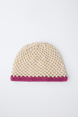 ZARA ШАПКА ИЗ ТРИКОТАЖА С КОНТРАСТНЫМ КРАЕМ, ЭКРЮ