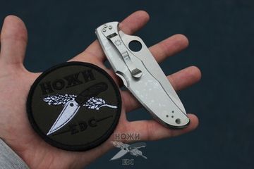Складной нож Spyderco Endura C10P c клинком из стали VG-10, рукоять Stainless Steel