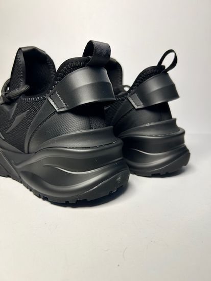 Кроссовки мужские