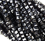 БВН008НН4 Хрустальные бусины квадратные, цвет: черный непрозрачный, 4 мм, кол-во: 44-45 шт.