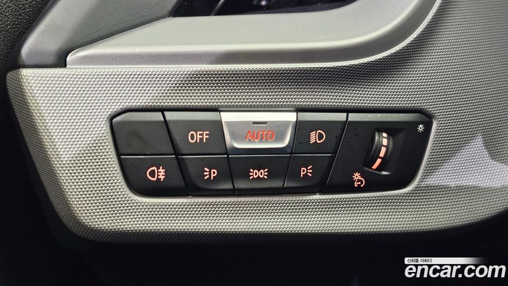BMW 1 Series (F40) 118d Joy First Editions (05.2020)