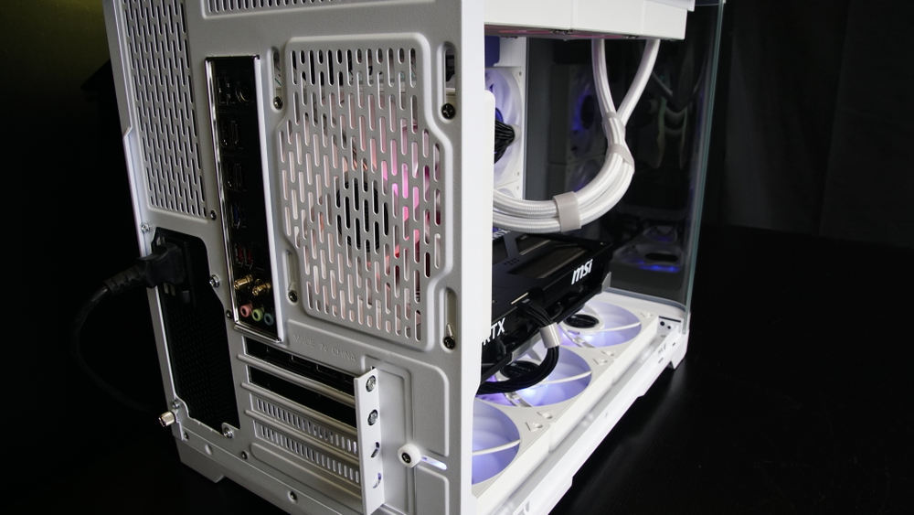 i7 12700KF + RTX 5090 32Gb