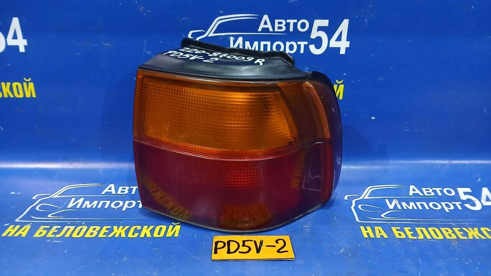 Стоп правый MITSUBISHI DELICA 1998