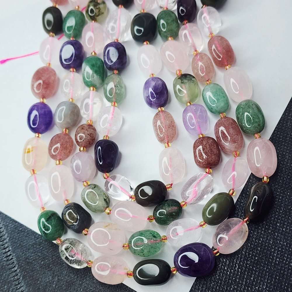 Микс кварцев, крупная галтовка, 12-15 мм, камни овалы, цена за нить 12.5 - 13 см (1/3 нити)